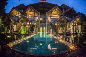 Гостиница Avalon Ubud Villa  Убуд